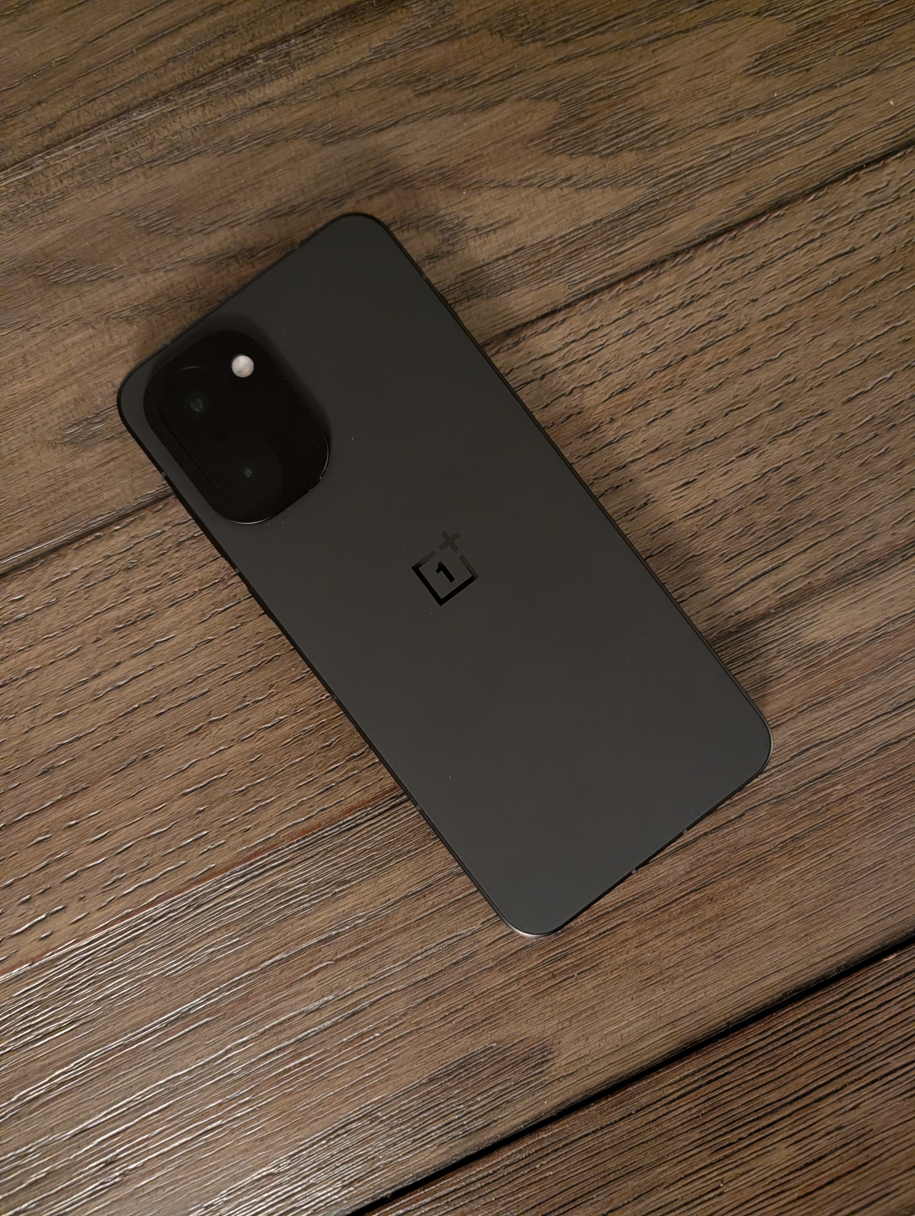 The OnePlus 15R, Best Value Budget Flagship or Best real Flagship?